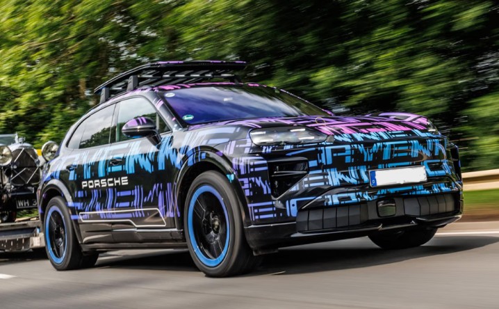 Porsche’s Electric Cayenne Blazes a Trail with Record-Breaking Hill Climb Performance
